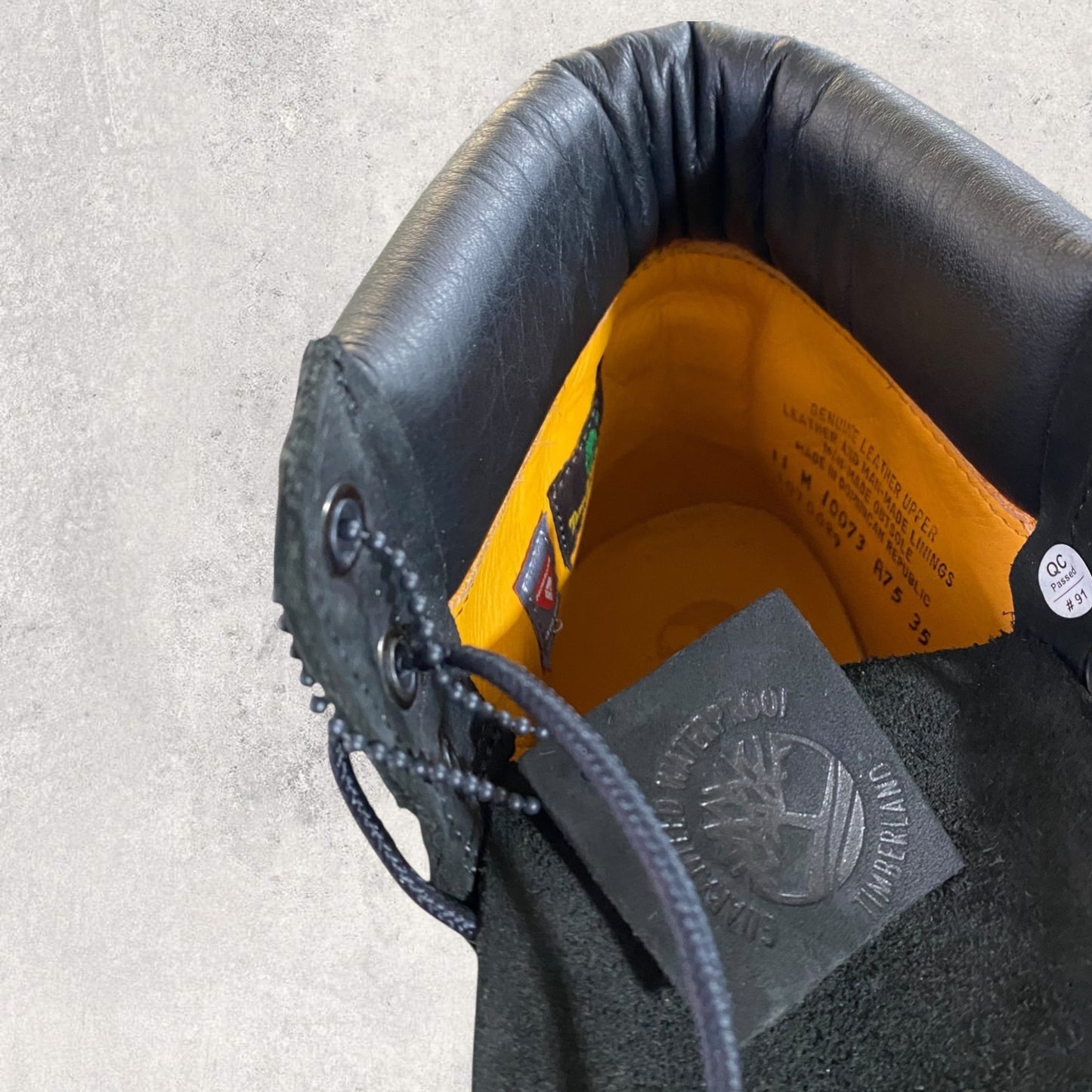 Timberland black on black original